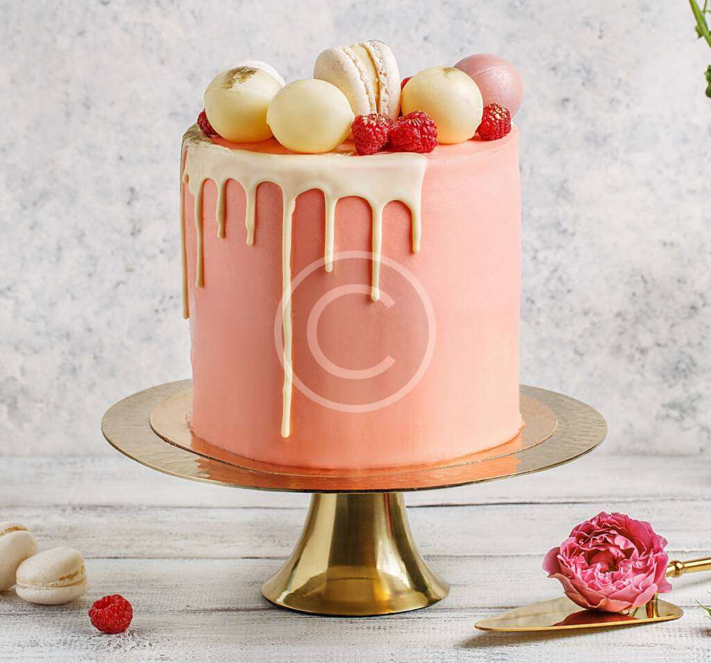 Raspberry cake
